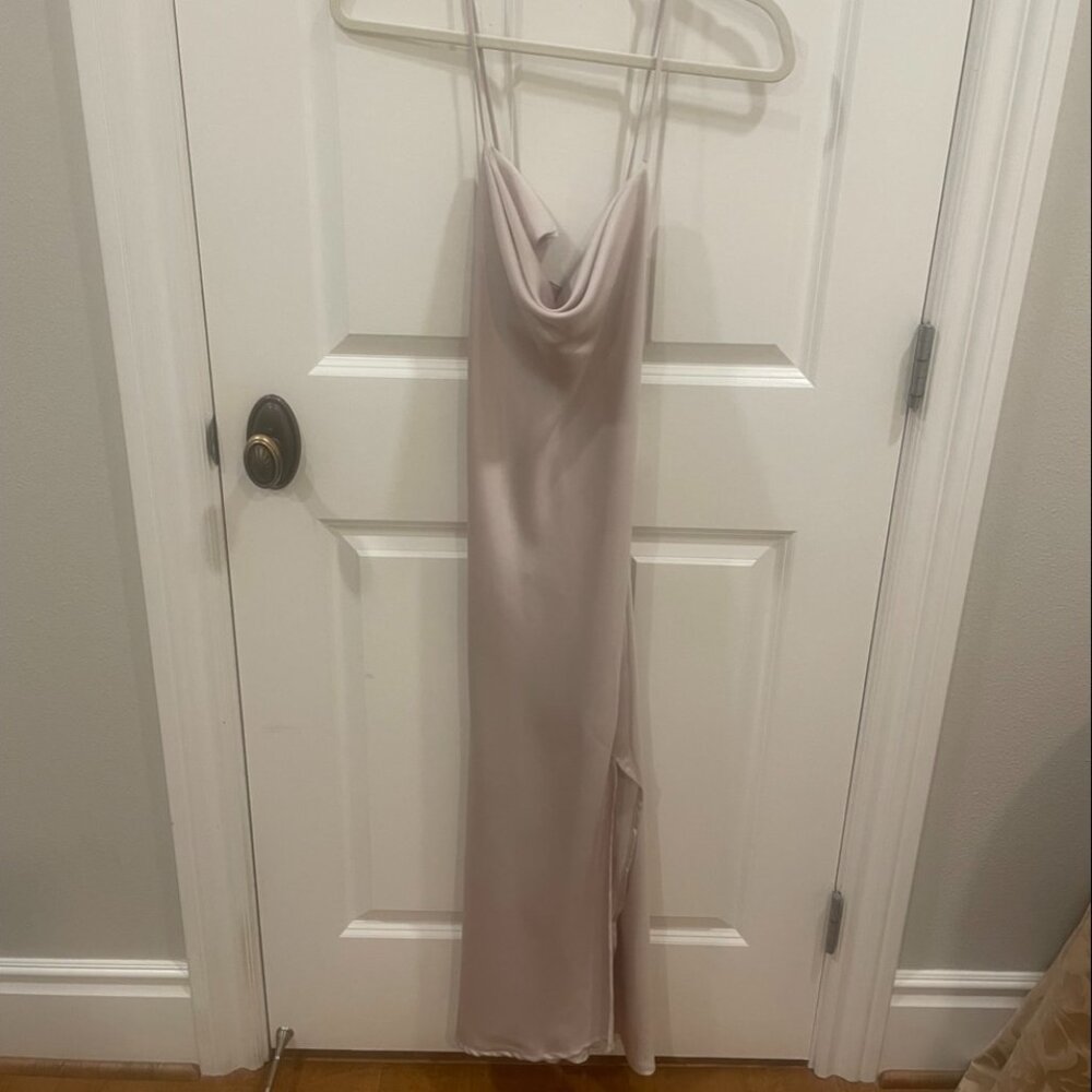 ASTR GAIA Champagne Satin Dress – NWT – Size Medium – $98 Retail